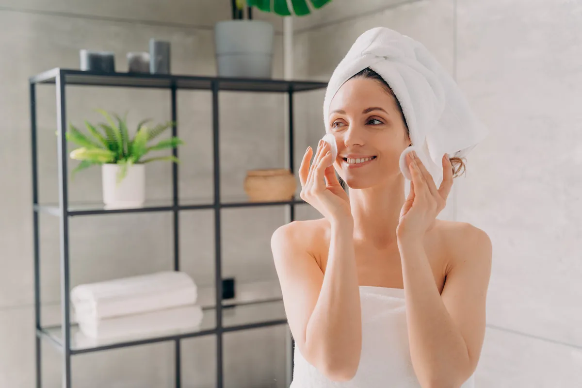 Rutina de limpieza facial en casa